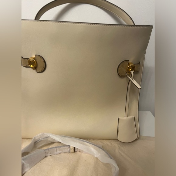 Lee Radziwill Double Bag contrasts - Picture 2 of 14